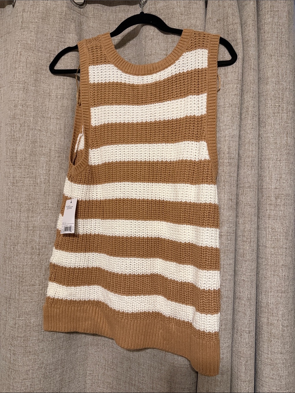 NWT Striped Knit Sleeveless Sweater Tank - Camel and Cream XL - Picture 3 of 3